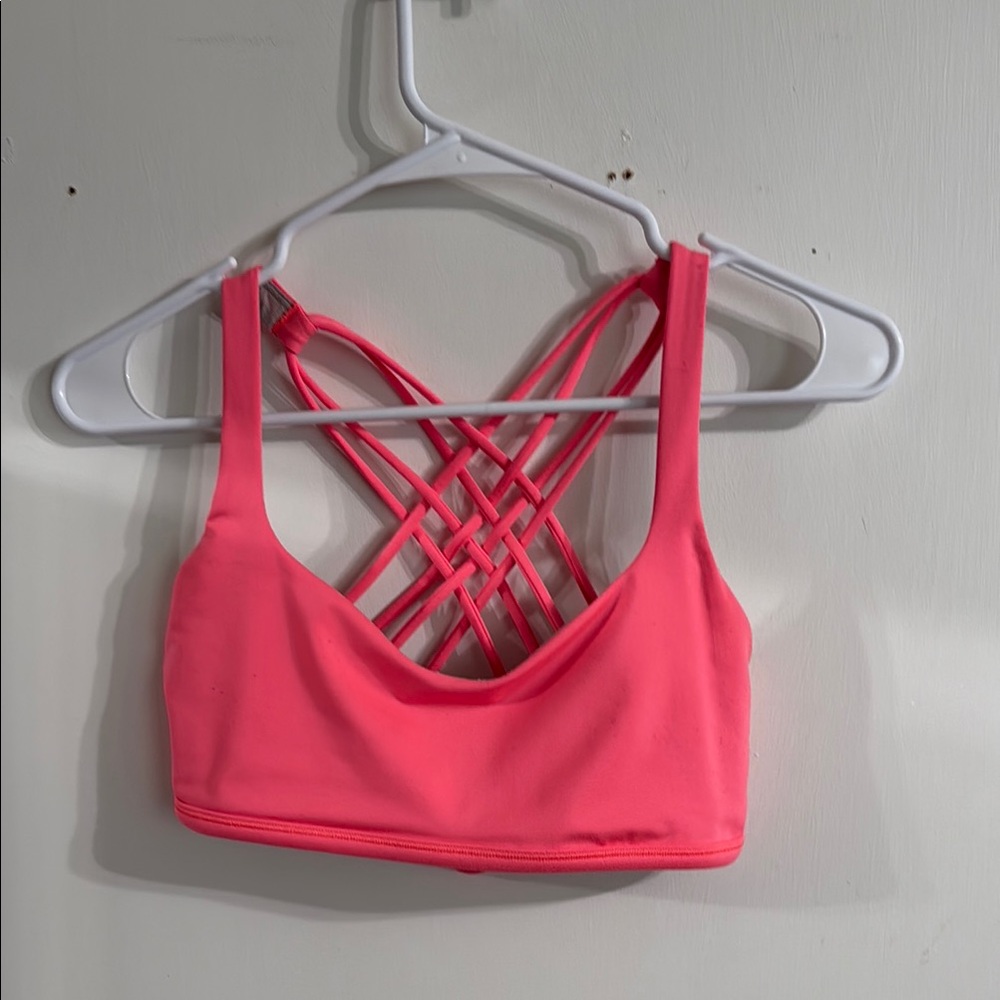 FLAWED Lululemon Free to Be Wild Sports Bra